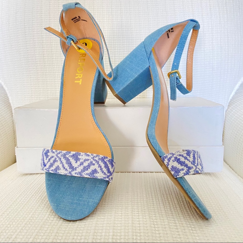 Report blue denim sandals NWOT 9
